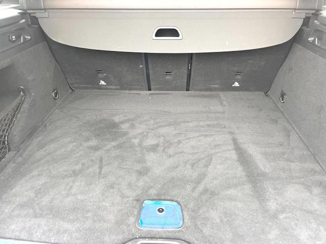 ＧＬＣ ＧＬＣ２２０ｄ　４マチックスポーツ（本革仕様）　パノラミックスライディングルーフ　Ｂｕｒｍｅｓｔｅｒサウンド　ヘッドアップディスプレイ　全席シートヒーター　パワーシート　純正１９インチアルミホイール　キーレスゴー　パワーバックドア　ＥＴＣ（12枚目）