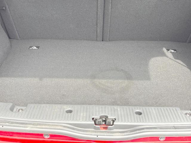 トゥインゴ インテンス　キャンバストップ　ｃａｒｒｏｚｚｅｒｉａ製ナビ　フルセグＴＶ　クルーズコントロール　クリアランスソナー　オートライト　オートエアコン　純正１５インチアルミ　ＥＴＣ　禁煙車（10枚目）