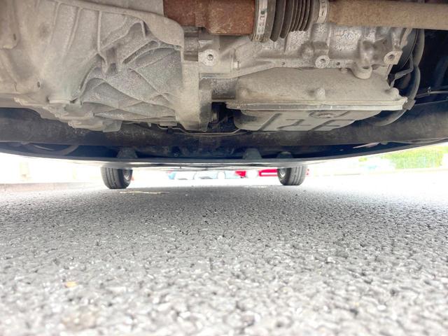 トゥインゴ インテンス　キャンバストップ　ｃａｒｒｏｚｚｅｒｉａ製ナビ　フルセグＴＶ　クルーズコントロール　クリアランスソナー　オートライト　オートエアコン　純正１５インチアルミ　ＥＴＣ　禁煙車（19枚目）