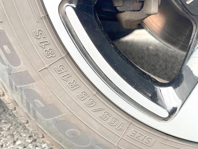 トゥインゴ インテンス　キャンバストップ　ｃａｒｒｏｚｚｅｒｉａ製ナビ　フルセグＴＶ　クルーズコントロール　クリアランスソナー　オートライト　オートエアコン　純正１５インチアルミ　ＥＴＣ　禁煙車（60枚目）