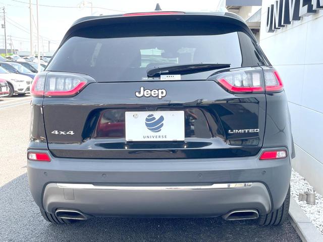 ジープ・チェロキー リミテッド　黒革シート　ＡｐｐｌｅＣａｒＰｌａｙ　純正ナビＴＶ　バックカメラ　アダプティブクルコン　シートヒーター　シートベンチレーション　ＬＥＤヘッド　オートハイビーム　純正１８インチＡＷ　ＥＴＣ　禁煙（16枚目）