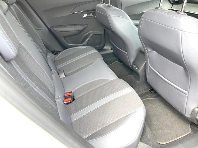 ２００８ アリュール　Ａｐｐｌｅｃａｒｐｌａｙ　バックカメラ　アダプティブクルーズコントロール　車線逸脱防止支援システム　キーレスエントリー　純正１７インチＡＷ　ＬＥＤヘッドランプ　Ｂｌｕｅｔｏｏｔｈ接続　ＥＴＣ　禁煙車（10枚目）