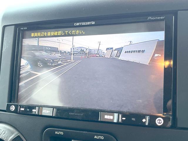 ジープ・ラングラーアンリミテッド スポーツ　ｃａｒｒｏｚｚｅｒｉａ製ナビＴＶ　バックカメラ　クルーズコントロール　純正１７インチＡＷ　オートエアコン　ファブリックシート　サイドステップ　ブラックハードトップ　Ｂｌｕｅｔｏｏｔｈ再生　ＥＴＣ　禁煙（5枚目）