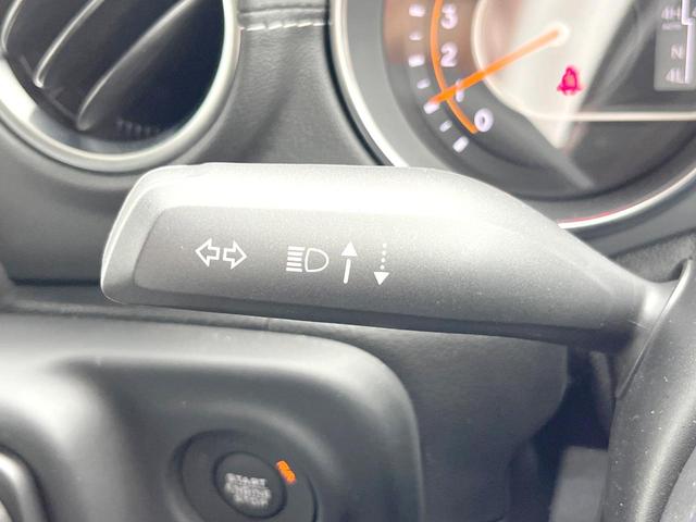 ジープ・ラングラーアンリミテッド サハラ　１オーナー　黒革シート　ＡｐｐｌｅＣａｒＰｌａｙ　純正ナビＴＶ　バックカメラ　アダプティブクルコン　シートヒーター　純正１８インチＡＷ　パークアシスト　ブラインドスポットモニター　ＥＴＣ　禁煙車（26枚目）