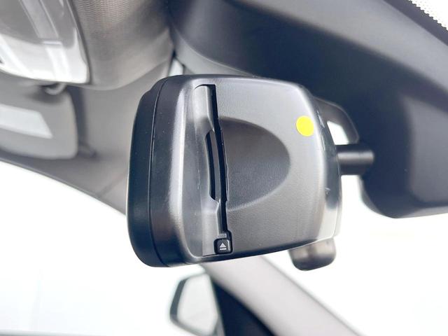 １シリーズ １１８ｄ　スタイル　パーキングサポートＰＫＧ　コンフォートＰＫＧ　クルーズコントロール　純正ＨＤＤナビ　Ｂｌｕｅｔｏｏｔｈ　バックカメラ　ハーフレザーシート　ＬＥＤヘッド　純正１６インチＡＷ　禁煙車　ＥＴＣ（6枚目）