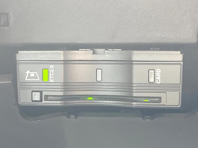 ＧＬＢ ＧＬＢ２００ｄ　４マチック　ＡＭＧラインパッケージ　レーダーセーフティＰＫＧ　純正ナビＴＶ　全周囲カメラ　ディストロニックプラス　半革シート　パワーシート　シートヒーター　純正１９インチアルミホイール　キーレスゴー　プライバシーガラス　ＥＴＣ　禁煙車（29枚目）