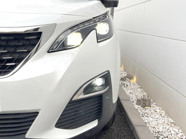 ３００８ ＧＴライン　純正ナビＴＶ　リアカメラ　パワーバックドア　アダプティブクルコン　アドバンスドグリップコントロール　ＬＥＤヘッド　純正１８インチＡＷ　ＧＴＬｉｎｅロゴ付革巻きステアリング　ＥＴＣ　禁煙車（12枚目）