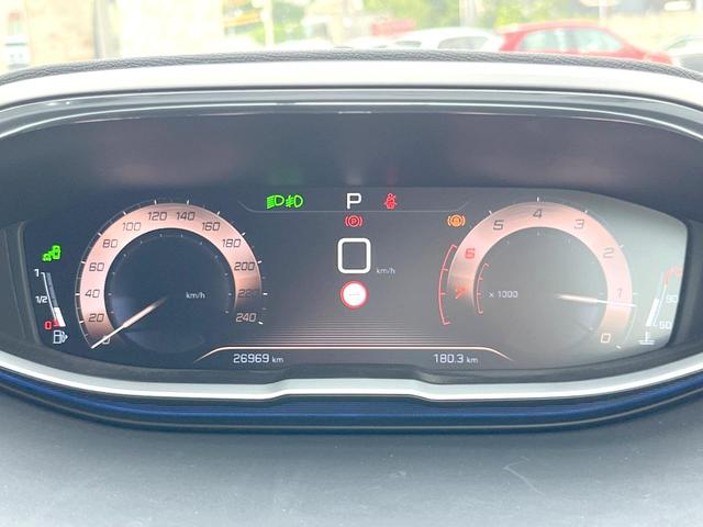 ３００８ ＧＴライン　純正ナビＴＶ　リアカメラ　パワーバックドア　アダプティブクルコン　アドバンスドグリップコントロール　ＬＥＤヘッド　純正１８インチＡＷ　ＧＴＬｉｎｅロゴ付革巻きステアリング　ＥＴＣ　禁煙車（33枚目）