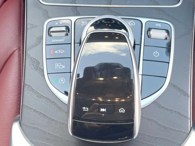 Ｃクラス Ｃ２００アバンギャルド　ＡＭＧライン　１オーナー　レザーエクスクルーシブＰＫＧ　レーダーセーフティＰＫＧ　赤革シート　Ａｐｐｌｅｃａｒｐｌａｙ　純正ナビＴＶ　バックカメラ　Ｂｕｒｍｅｓｔｅｒ　ＨＵＤ　純正１８インチＡＷ　ＥＴＣ　禁煙車（41枚目）