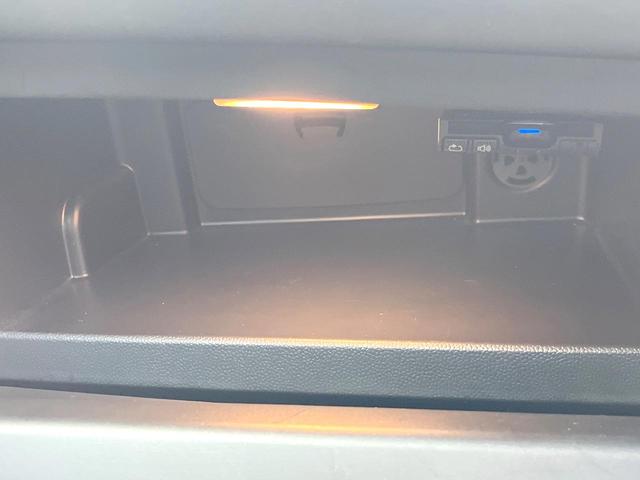 ＭＩＮＩ クーパー　５ドア　黒革シート　ＬＥＤライトＰＫＧ　ペッパーＰＫＧ　ＯＰ１６インチＡＷ　純正ナビ　フルセグ　バックカメラ　コンフォートアクセス　ドライビングアシスト　オートエアコン　オートライト　ＥＴＣ　禁煙車（43枚目）