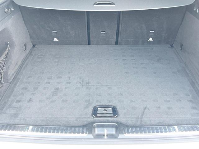 ＧＬＣ ＧＬＣ６３　Ｓ　４マチック＋　カーボンエクステリアＰＫＧ　カーボンドアミラー／リアスポイラー　黒革シート　レーダーセーフティＰＫＧ　パノラミックスライディングルーフ　Ｂｕｒｍｅｓｔｅｒサウンド　純正２１インチアルミホイール　ＥＴＣ（11枚目）