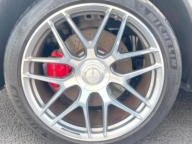 ＧＬＣ ＧＬＣ６３　Ｓ　４マチック＋　カーボンエクステリアＰＫＧ　カーボンドアミラー／リアスポイラー　黒革シート　レーダーセーフティＰＫＧ　パノラミックスライディングルーフ　Ｂｕｒｍｅｓｔｅｒサウンド　純正２１インチアルミホイール　ＥＴＣ（71枚目）
