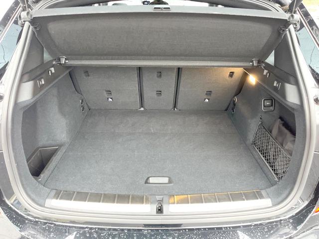 Ｘ１ ｘＤｒｉｖｅ　１８ｄ　Ｍスポーツ　アドバンスドセーフティＰＫＧ　コンフォートＰＫＧ　ハイラインＰＫＧ　セレクトＰＫＧ　サンルーフ　黒革　純正ナビ　バックカメラ　シートヒーター　パワーシート　ＨＵＤ　アクティブクルコン　ＥＴＣ　禁煙（11枚目）