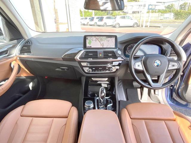 Ｘ３ ｘＤｒｉｖｅ　２０ｄ　Ｘライン　ハイラインパッケージ　ハイラインＰＫＧ　コニャック革シート　純正ナビＴＶ　３６０度カメラ　アクティブクルコン　ＨＵＤ　パワーシート　シートヒーター　パワーバックドア　純正１９インチＡＷ　コンフォートアクセス　ＥＴＣ　禁煙車（2枚目）