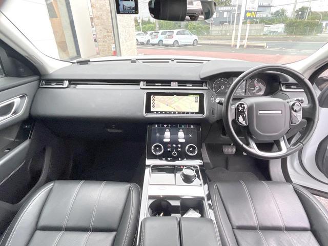 レンジローバーヴェラール Ｓ　１８０ＰＳ　セレクトパック　黒革　ＡｐｐｌｅＣａｒＰｌａｙ　純正ナビＴＶ　３６０度カメラ　アダプティブクルコン　Ｍｅｒｉｄｉａｎサウンド　シートヒーター　パワーシート　ＬＥＤヘッド　オートハイビーム　ＥＴＣ　禁煙（2枚目）