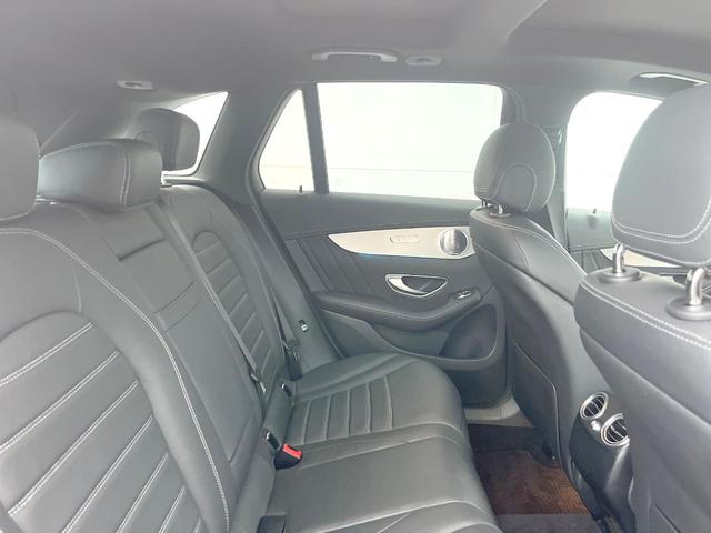 ＧＬＣ ＧＬＣ２５０　４マチックスポーツ（本革仕様）　本革仕様　パノラミックスライディングルーフ　Ｂｕｒｍｅｓｔｅｒサウンド　黒革シート　純正ナビＴＶ　全周囲カメラ　レーダーセーフティＰＫＧ　シートヒーター　パワーシート　純正１９インチＡＷ　ＥＴＣ　禁煙（10枚目）