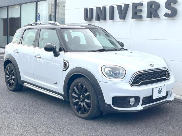 ＭＩＮＩ クーパーＳＤ　クロスオーバー　オール４　レザーシートＰＫＧ　パワーシート　シートヒーター　純正ナビ　リアビューカメラ　パーキングアシスト　ドライビングモード　ＬＥＤヘッドランプ　電動リア　ツインマフラー　純正１８インチＡＷ　ＥＴＣ　禁煙（17枚目）