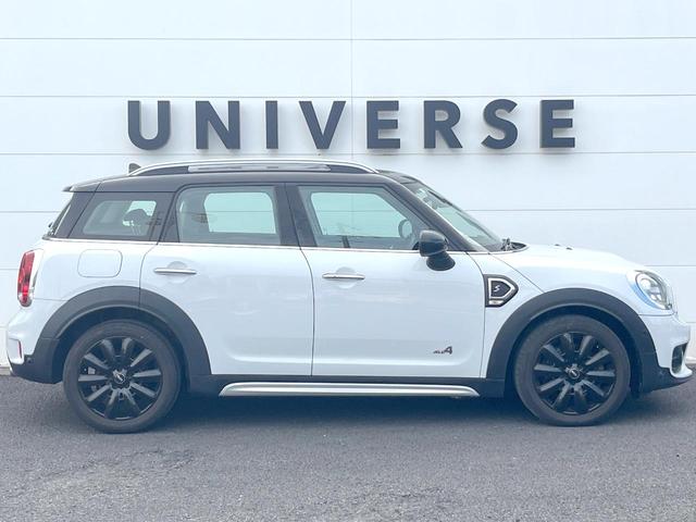 ＭＩＮＩ クーパーＳＤ　クロスオーバー　オール４　レザーシートＰＫＧ　パワーシート　シートヒーター　純正ナビ　リアビューカメラ　パーキングアシスト　ドライビングモード　ＬＥＤヘッドランプ　電動リア　ツインマフラー　純正１８インチＡＷ　ＥＴＣ　禁煙（21枚目）