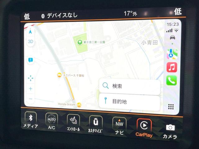 ジープ・ラングラーアンリミテッド サハラ　黒革　ＡｐｐｌｅＣａｒＰｌａｙ　純正ナビＴＶ　バックカメラ　アダプティブクルーズコントロール　シートヒーター　ステアリングヒーター　純正１８インチＡＷ　ＬＥＤヘッドランプ　ＥＴＣ　禁煙車（5枚目）