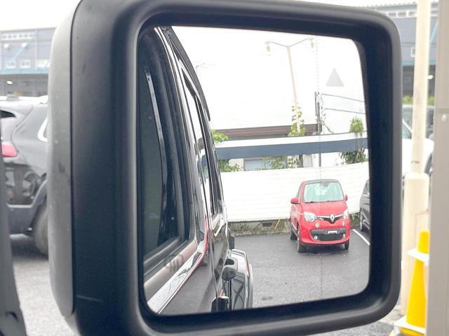 ジープ・ラングラーアンリミテッド サハラ　黒革　ＡｐｐｌｅＣａｒＰｌａｙ　純正ナビＴＶ　バックカメラ　アダプティブクルーズコントロール　シートヒーター　ステアリングヒーター　純正１８インチＡＷ　ＬＥＤヘッドランプ　ＥＴＣ　禁煙車（28枚目）