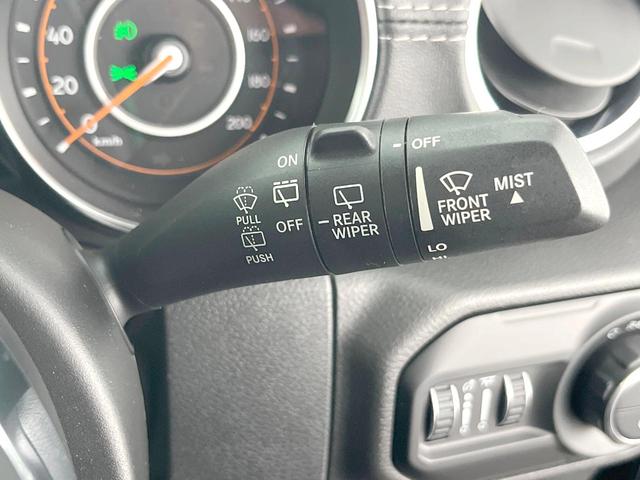 ジープ・ラングラーアンリミテッド サハラ　黒革　ＡｐｐｌｅＣａｒＰｌａｙ　純正ナビＴＶ　バックカメラ　アダプティブクルーズコントロール　シートヒーター　ステアリングヒーター　純正１８インチＡＷ　ＬＥＤヘッドランプ　ＥＴＣ　禁煙車（47枚目）