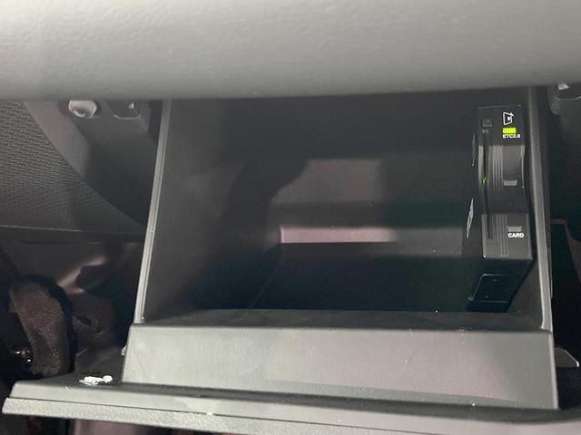 ジープ・ラングラーアンリミテッド サハラ　黒革　ＡｐｐｌｅＣａｒＰｌａｙ　純正ナビＴＶ　バックカメラ　アダプティブクルーズコントロール　シートヒーター　ステアリングヒーター　純正１８インチＡＷ　ＬＥＤヘッドランプ　ＥＴＣ　禁煙車（58枚目）