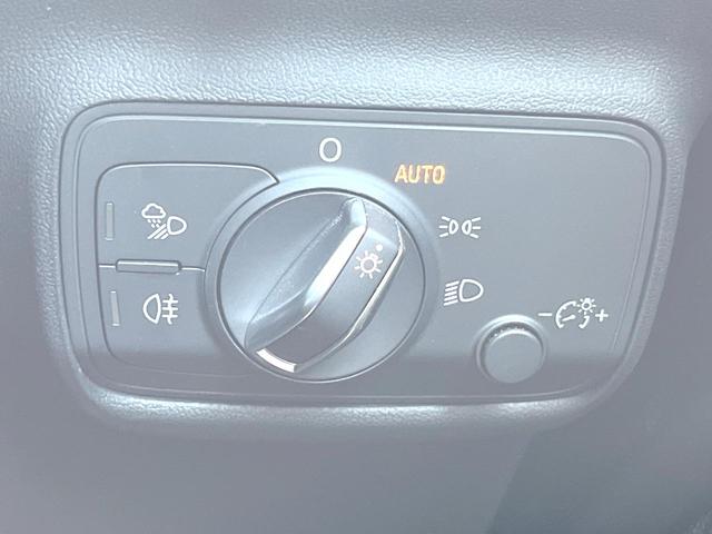 ＴＴクーペ １．８ＴＦＳＩ　１ｓｔエディション　特別仕様車　純正ナビＴＶ　バーチャルコックピット　アシスタンスＰＫＧ　クルーズコントロール　純正１８インチ１０本スポークＡＷ　ＬＥＤヘッド　ダイナミックインジケーター　フロントエアロバンパー　ＥＴＣ（24枚目）