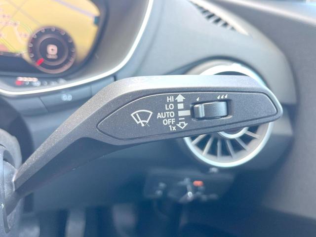 ＴＴクーペ １．８ＴＦＳＩ　１ｓｔエディション　特別仕様車　純正ナビＴＶ　バーチャルコックピット　アシスタンスＰＫＧ　クルーズコントロール　純正１８インチ１０本スポークＡＷ　ＬＥＤヘッド　ダイナミックインジケーター　フロントエアロバンパー　ＥＴＣ（27枚目）