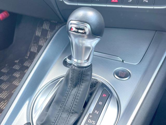 ＴＴクーペ １．８ＴＦＳＩ　１ｓｔエディション　特別仕様車　純正ナビＴＶ　バーチャルコックピット　アシスタンスＰＫＧ　クルーズコントロール　純正１８インチ１０本スポークＡＷ　ＬＥＤヘッド　ダイナミックインジケーター　フロントエアロバンパー　ＥＴＣ（39枚目）
