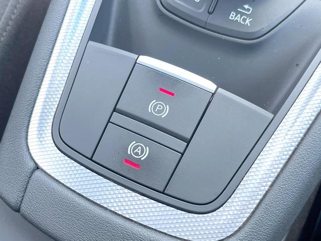ＴＴクーペ １．８ＴＦＳＩ　１ｓｔエディション　特別仕様車　純正ナビＴＶ　バーチャルコックピット　アシスタンスＰＫＧ　クルーズコントロール　純正１８インチ１０本スポークＡＷ　ＬＥＤヘッド　ダイナミックインジケーター　フロントエアロバンパー　ＥＴＣ（40枚目）