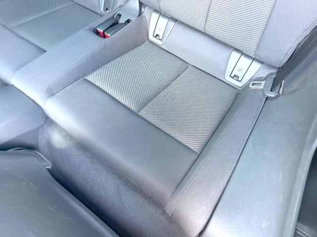 ＴＴクーペ １．８ＴＦＳＩ　１ｓｔエディション　特別仕様車　純正ナビＴＶ　バーチャルコックピット　アシスタンスＰＫＧ　クルーズコントロール　純正１８インチ１０本スポークＡＷ　ＬＥＤヘッド　ダイナミックインジケーター　フロントエアロバンパー　ＥＴＣ（49枚目）