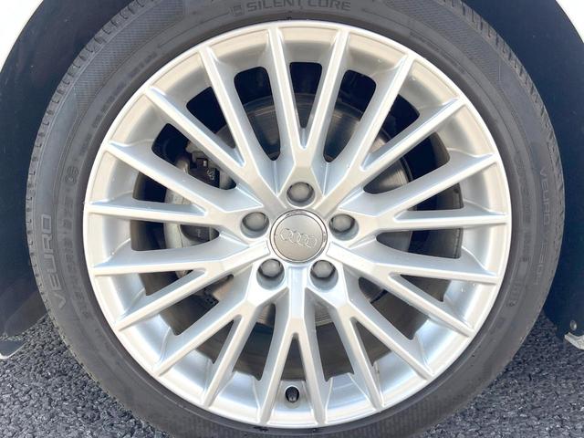 ＴＴクーペ １．８ＴＦＳＩ　１ｓｔエディション　特別仕様車　純正ナビＴＶ　バーチャルコックピット　アシスタンスＰＫＧ　クルーズコントロール　純正１８インチ１０本スポークＡＷ　ＬＥＤヘッド　ダイナミックインジケーター　フロントエアロバンパー　ＥＴＣ（53枚目）