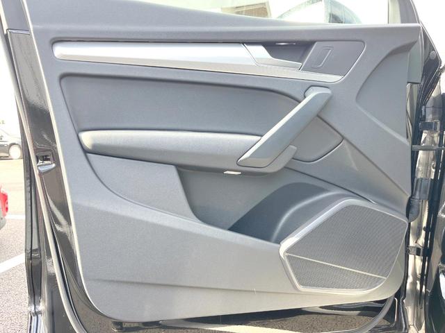 Ｑ５ ブラックエディション　２５０台限定　全周囲カメラ　バーチャルコックピット　ＡｐｐｌｅＣａｒＰｌａｙ　マトリクスＬＥＤヘッド　アダプティブクルコン　黒革シート　パワーシート　シートヒーター　純正２０インチＡＷ　ＥＴＣ　禁煙車（23枚目）