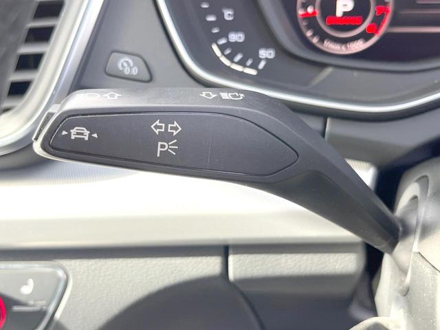 Ｑ５ ブラックエディション　２５０台限定　全周囲カメラ　バーチャルコックピット　ＡｐｐｌｅＣａｒＰｌａｙ　マトリクスＬＥＤヘッド　アダプティブクルコン　黒革シート　パワーシート　シートヒーター　純正２０インチＡＷ　ＥＴＣ　禁煙車（43枚目）