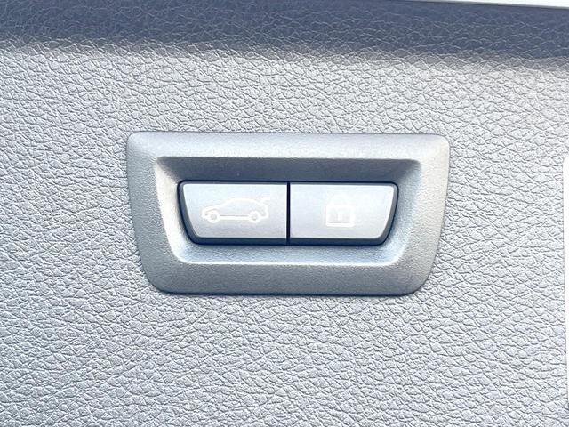 ２シリーズ ２１８ｉアクティブツアラー　ラグジュアリー　パーキングサポートＰＫＧ　コンフォートＰＫＧ　ＯＰ１７インチアルミホイール　黒革シート　パワーシート　シートヒーター　純正ナビ　リアビューカメラ　パワーバックドア　コンフォートアクセス　ＥＴＣ（7枚目）