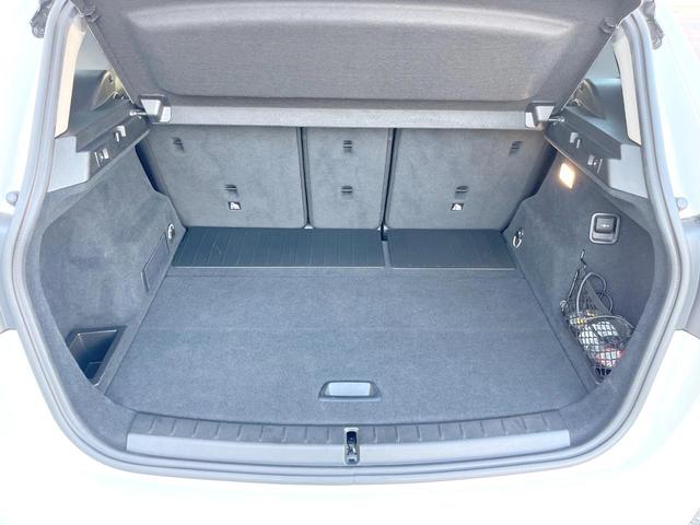 ２シリーズ ２１８ｉアクティブツアラー　ラグジュアリー　パーキングサポートＰＫＧ　コンフォートＰＫＧ　ＯＰ１７インチアルミホイール　黒革シート　パワーシート　シートヒーター　純正ナビ　リアビューカメラ　パワーバックドア　コンフォートアクセス　ＥＴＣ（11枚目）