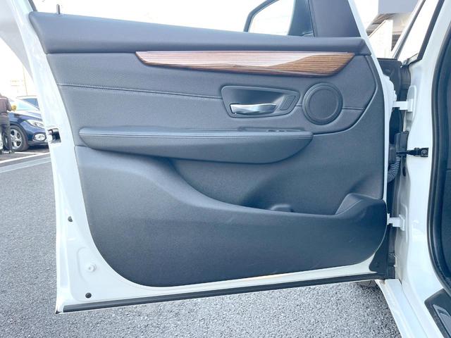 ２シリーズ ２１８ｉアクティブツアラー　ラグジュアリー　パーキングサポートＰＫＧ　コンフォートＰＫＧ　ＯＰ１７インチアルミホイール　黒革シート　パワーシート　シートヒーター　純正ナビ　リアビューカメラ　パワーバックドア　コンフォートアクセス　ＥＴＣ（45枚目）