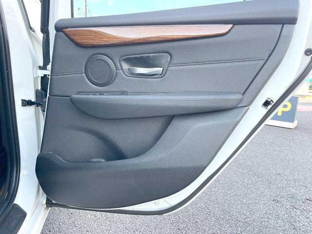 ２シリーズ ２１８ｉアクティブツアラー　ラグジュアリー　パーキングサポートＰＫＧ　コンフォートＰＫＧ　ＯＰ１７インチアルミホイール　黒革シート　パワーシート　シートヒーター　純正ナビ　リアビューカメラ　パワーバックドア　コンフォートアクセス　ＥＴＣ（48枚目）