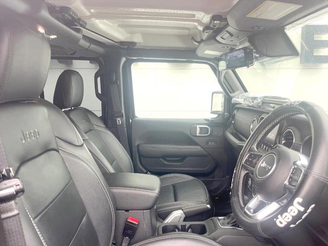 ジープ・ラングラーアンリミテッド サハラ 1オーナー 黒革 純正ナビTV AppleCarPlay バックカメラ アダプティブクルコン シートヒーター ステアリングヒーター LEDヘッド オートハイビーム 純正18インチAW ETC 禁煙(9枚目)