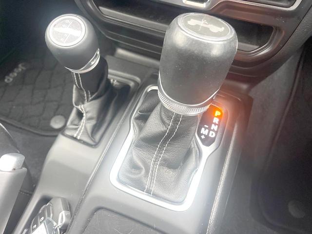 ジープ・ラングラーアンリミテッド サハラ 1オーナー 黒革 純正ナビTV AppleCarPlay バックカメラ アダプティブクルコン シートヒーター ステアリングヒーター LEDヘッド オートハイビーム 純正18インチAW ETC 禁煙(35枚目)