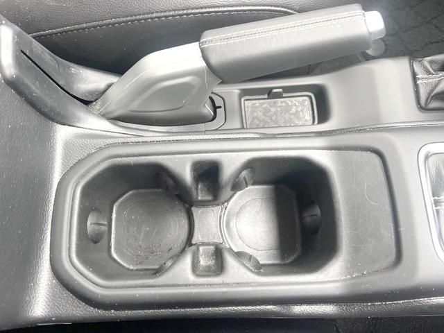 ジープ・ラングラーアンリミテッド サハラ 1オーナー 黒革 純正ナビTV AppleCarPlay バックカメラ アダプティブクルコン シートヒーター ステアリングヒーター LEDヘッド オートハイビーム 純正18インチAW ETC 禁煙(36枚目)