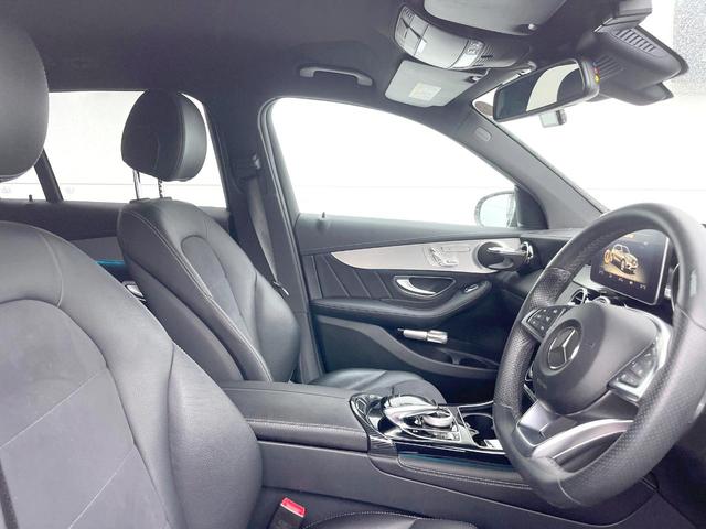 ＧＬＣ ＧＬＣ２５０　４マチックスポーツ　レーダーセーフティＰＫＧ　純正ナビＴＶ　３６０度カメラ　全席シートヒーター　パワーシート　ＨＵＤ　ＬＥＤヘッドライト　パドルシフト　電動リア　キーレスゴー　純正１９インチアルミ　ＥＴＣ　禁煙（8枚目）