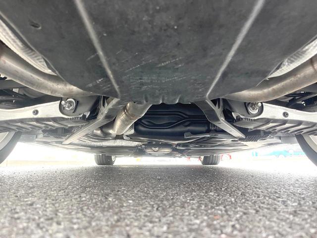 Ａ５スポーツバック ４０ＴＦＳＩスポーツ　ＳラインＰＫＧ　シートヒーター　純正ナビＴＶ　３６０度カメラ　マトリクスＬＥＤヘッドランプ　バーチャルコックピット　アダプティブクルコン　メモリー付パワーシート　純正１８インチＡＷ　ＥＴＣ　禁煙車（20枚目）