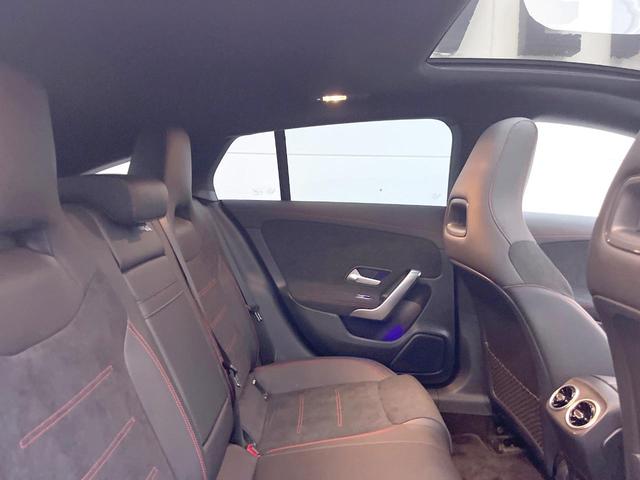 ＣＬＡクラス シューティングブレーク ＣＬＡ２００ｄ　シューティングブレークＡＭＧラインＰ　アドバンスドＰＫＧ　レザーエクスクルーシブＰＫＧ　パノラミックスライディングルーフ　レーダーセーフティＰＫＧ　全周囲カメラ　ＡｐｐｌｅＣａｒＰｌａｙ　純正ナビＴＶ　パワーシート　シートヒーター　ＥＴＣ（9枚目）