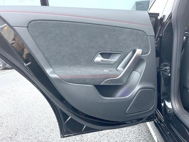 ＣＬＡクラス シューティングブレーク ＣＬＡ２００ｄ　シューティングブレークＡＭＧラインＰ　アドバンスドＰＫＧ　レザーエクスクルーシブＰＫＧ　パノラミックスライディングルーフ　レーダーセーフティＰＫＧ　全周囲カメラ　ＡｐｐｌｅＣａｒＰｌａｙ　純正ナビＴＶ　パワーシート　シートヒーター　ＥＴＣ（24枚目）