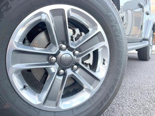 ジープ・ラングラーアンリミテッド リミテッドEDウィズサンライダフリップTフォーハドT 特別仕様車 黒革シート AppleCarPlay 純正ナビTV バックカメラ アダプティブクルコン サンライダーフリップトップ シートヒーター LEDヘッドランプ オートハイビーム ETC 禁煙車(14枚目)