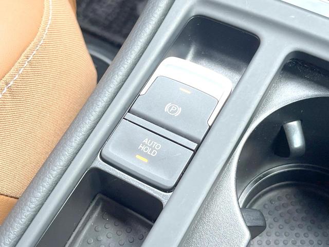 ゴルフ ミラノエディション　２０１６ＭＹ　５００台限定車　ＤｉｓｃｏｖｅｒＰｒｏ　ブラウンアルカンターラ・ナッパ革コンビシート　バックカメラ　アダプティブクルーズコントロール　シートヒーター　木目調インパネ　ＨＩＤヘッド　禁煙車（45枚目）