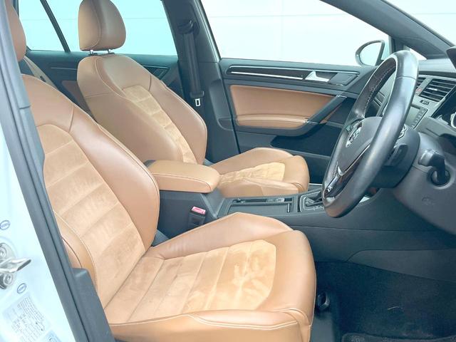 ゴルフ エディション４０　１０００台限定車　純正ナビＴＶ　バックカメラ　アダプティブクルーズコントロール　シートヒーター　ＨＩＤヘッドランプ　ヘッドランプウォッシャー　純正１７インチＡＷ　ブラウンハーフレザー　ＥＴＣ　禁煙車（9枚目）