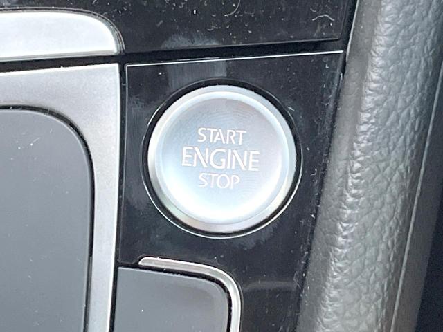 ゴルフ エディション４０　１０００台限定車　純正ナビＴＶ　バックカメラ　アダプティブクルーズコントロール　シートヒーター　ＨＩＤヘッドランプ　ヘッドランプウォッシャー　純正１７インチＡＷ　ブラウンハーフレザー　ＥＴＣ　禁煙車（33枚目）