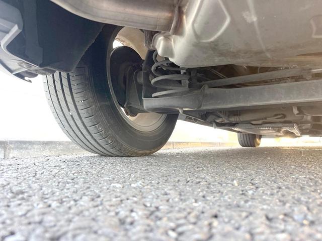 ザ・ビートル デザイン　クラリオン製ナビＴＶ　ＨＩＤヘッドランプ　クルーズコントロール　純正１６インチＡＷ　ＣＤ／ＤＶＤ　Ｂｌｕｅｔｏｏｔｈ再生　革巻きステアリングホイール　ブラックファブリックシート　ＥＴＣ　禁煙車（21枚目）